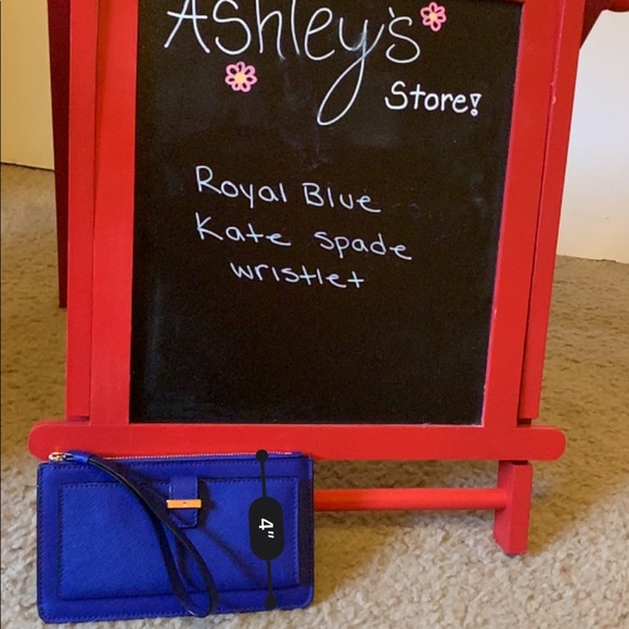 Kate spade ♠️ wristlet - Picture 8 of 8